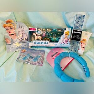 Disney Princess Cinderella Horse, Carriage & Beauty Bundle 🩵🎀🩵